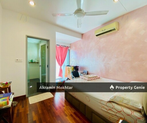 FREEHOLD & CORNER LOT | SERING UKAY  2.5 STOREY SUPERLINK