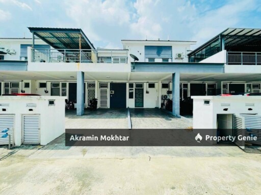 TOWNHOUSE SIMFONI PERDANA LBS ALAM PERDANA BANDAR PUNCAK ALAM