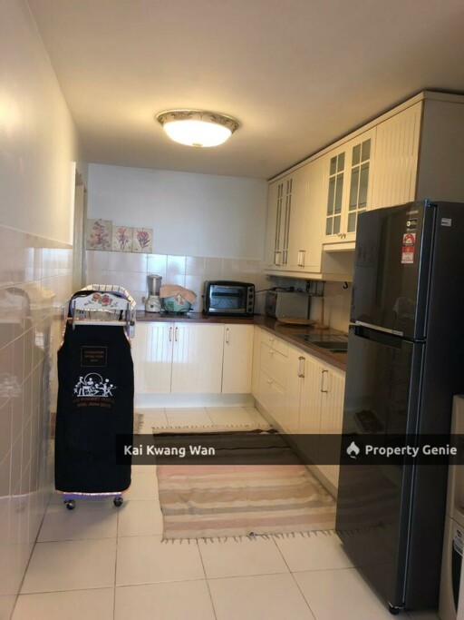 Saffron  1950sqft Big Unit 3 Room!