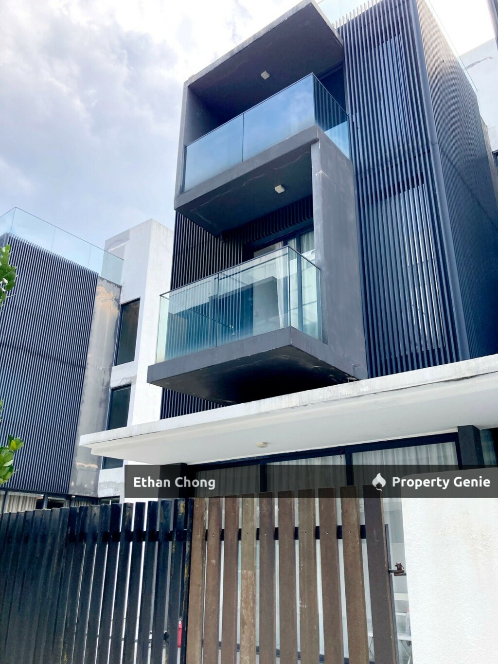 Empire Residence @ Damansara Perdana House For Sale