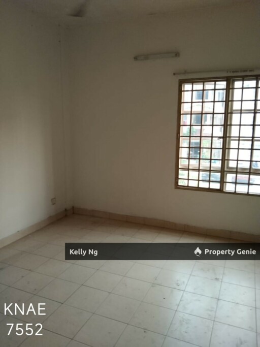 Kasaurina Apartment At Bandar Botanic Klang For Sale