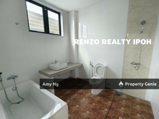 3 Storey 𝐒𝐞𝐦𝐢 𝐃 Ampang Ipoh For Sale