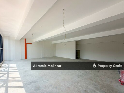 For Rent | 2.5 Storey Warehouse Factory Esteem Business Park, Kawasan Perindustrian Meru Selatan, Klang