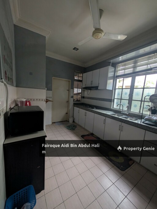 2 Storey Terrace House, Endlot Property with Extra Land
