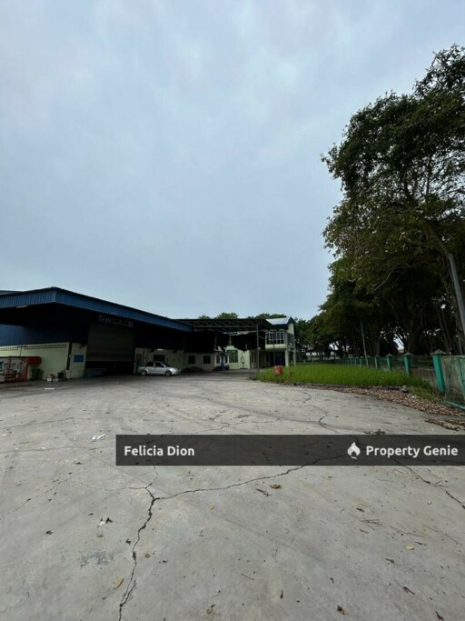 Freehold Bukit Rambai Factory/Warehouse Corner Lot @Facing Mainroad For Sale‼️