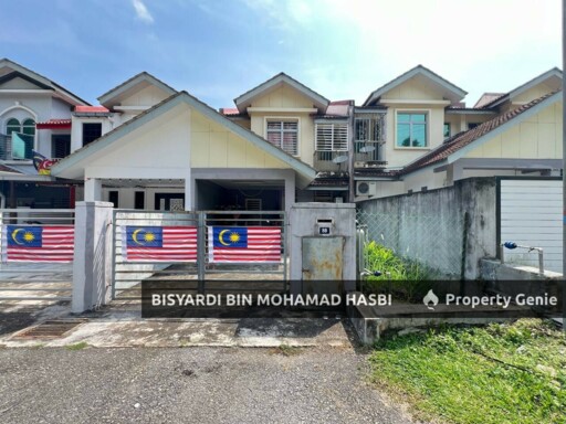 Facing Open & Playground, Double Storey Taman Salak Perdana, Bandar Baru Salak Tinggi, Sepang.