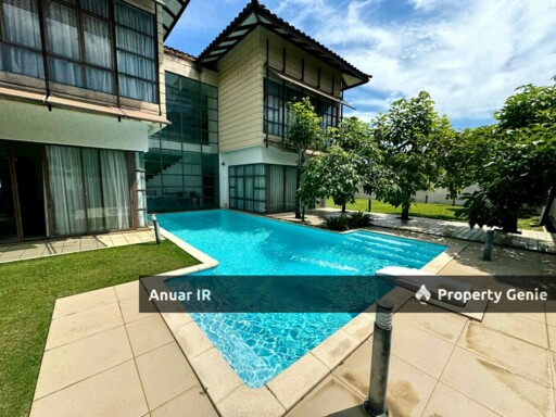 CORNER LOT + SWIMMING POOL DOUBLE STOREY BUNGALOW BUKIT MAHKOTA JALAN BM 43000 KAJANG.