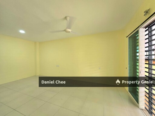 Pengkalan New Painted Facing Field Double Storey Terrance House For Sale