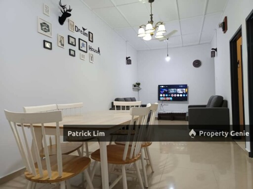 Spacious Single Storey Terrace House 4R 5B For Rent