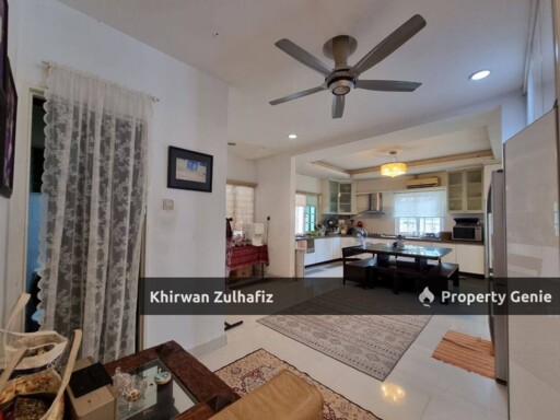 Jalan Makyong Bandar Bukit Raja Klang Corner Lot Double Storey For Sale