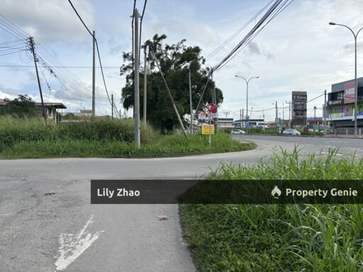 Papar Commercial Land for Rent, Road Side, Corner Lot 8,000 sqft, Papar Square, Papar, Sabah.