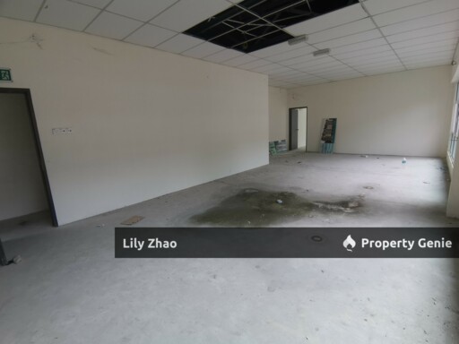 2 Storey Semi Detached Warehouse / Showroom / Office for Sale, 2,400 Sf, Golden Hill, Inanam