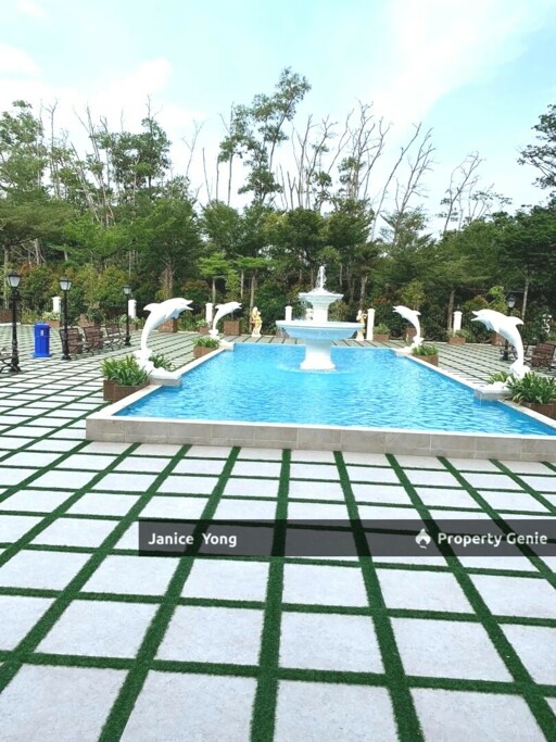Laguna Heights Condominium @ Perling