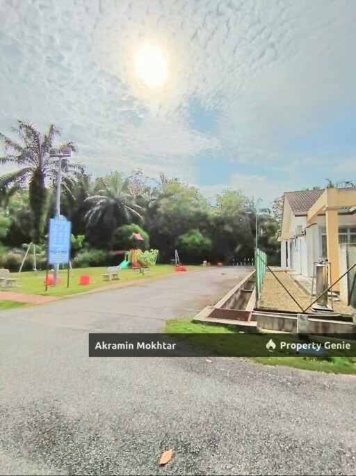 End Lot Single Storey Terrace (Facing Open)  Taman Merbah, Olak Lempit ,Banting Selangor .