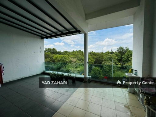Aster Grove, Shah Alam | 3-Storey Superlink 5 Bedrooms | RM1.1M - Freehold, Below MV & Spacious Parking