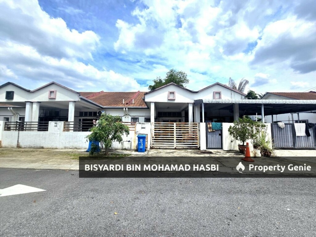 Single Storey Terrace  Jalan Tanjung Rhu  Seksyen 30, 40460 Shah Alam