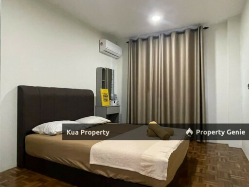 3 Bedrooms at Central Court Apartment at Jalan Central, Padungan