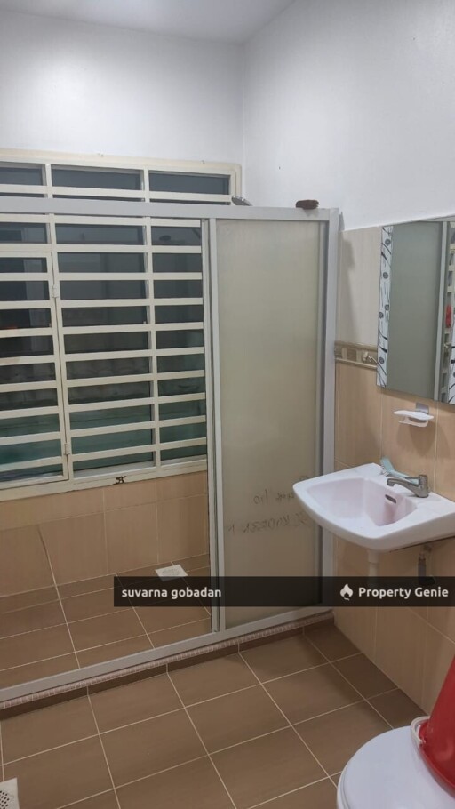 2.5 Storey Terrace House- Panorama Lapangan Perdana Ipoh, Perak ( Selling Below Market Value)