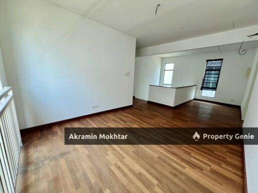 FREEHOLD & NEW | Bungalow 2 Storey Frangipani Villas, Kota Seriemas, Nilai.