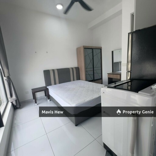 For Rent, Sky Trees Apartment @Bukit Indah, 1 Carpark, Dual Key Unit