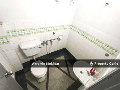 Freehold, Fully Extended & Renovated | Double Storey Terrace (Intermediate)  Desa 12, Bandar Country Homes, Rawang, Selangor.