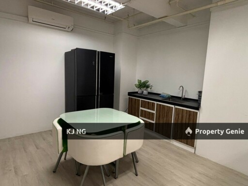 Teega Tower Leasing Opportunity @ K J 018 784 1188