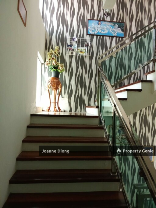 Lukut 3 Storey Semi D