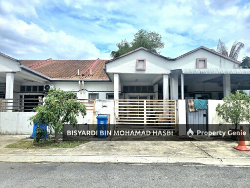 Single Storey Terrace  Jalan Tanjung Rhu  Seksyen 30, 40460 Shah Alam