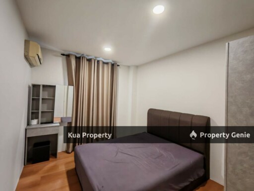 Central Court Apartment (Corner Unit) FOR RENT/SALE! Located at Jalan Central, Padungan