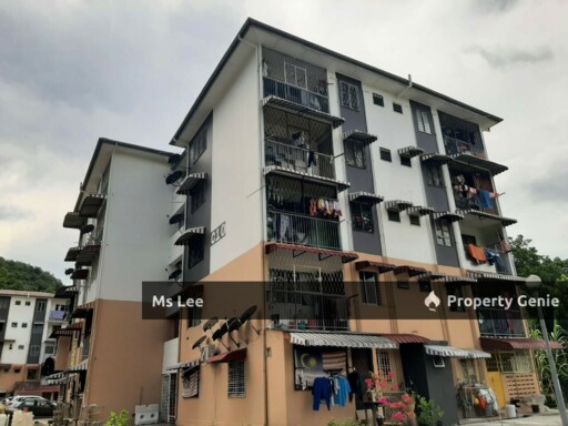 Seksyen 4 @ Wangsa Maju-LRT-Block C10 3rd floor-Sale Below Bank Value Rm30k