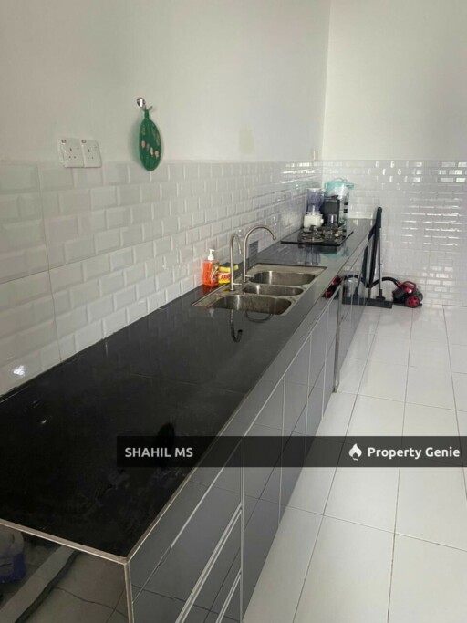 sp0092 || KLUANG JOHOR || TAMAN SERI LAMBAK || RUMAH TERES SETINGKAT || CORNER LOT INTERNATIONAL LOT || 7113 SQFT || RM1,650,000