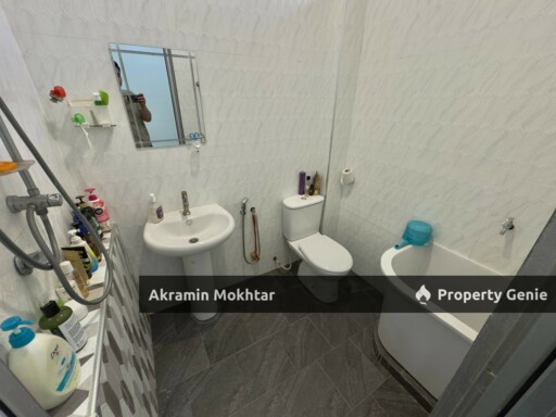 FULLY RENOVATED & FULLY FURNISHED | 2-STOREY TERRACE END LOT TAMAN PUCHONG UTAMA, PUCHONG