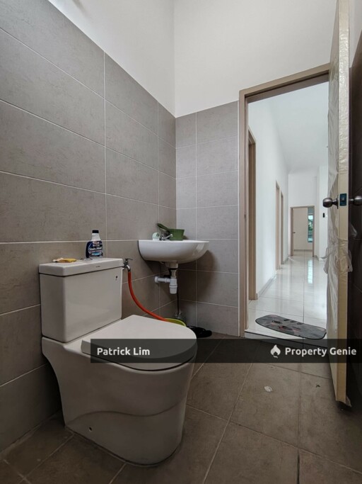 (Corner Lot, New House) Taman Bukit Baru Indah Single Storey Terrace 4R 2B For Rent