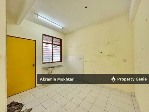 Freehold | Double Storey Terrace Bandar Springhills, Lukut-Port Dickson