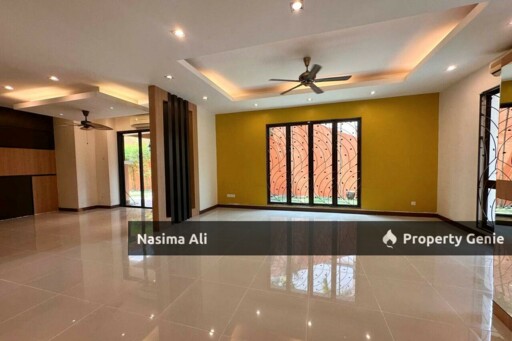 Facing Park- Bungalow 3 Storey, Bandar Rahman Putra, Sg Buloh