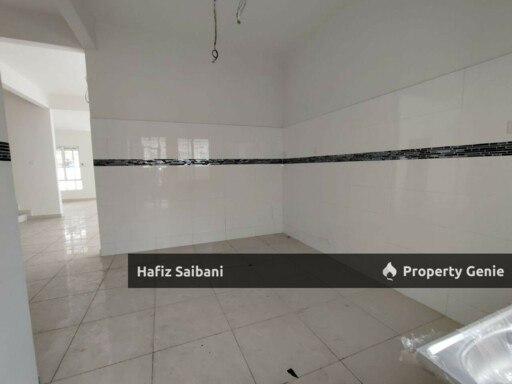End Lot Double Storey Terrace D' Kayangan Sekyen 13 Shah Alam
