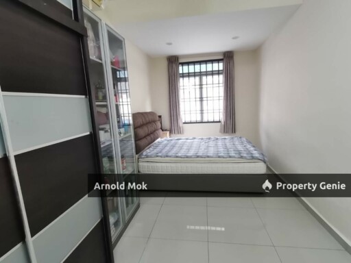 2 Storey Terrace House @ Lakeside Residency Bandar Seri Alam for Rent