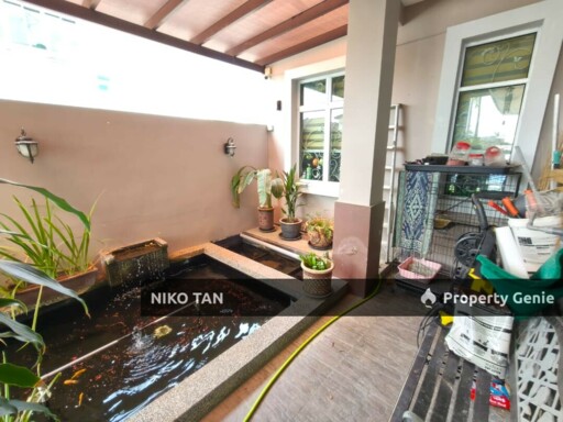 Jalan EJ 3 Double Storey Endlot with Land For Rent