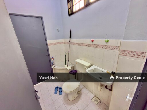 2 Storey Terrace AT Taman Seroja, Bandar Baru Salak Tinggi, Sepang Selangor