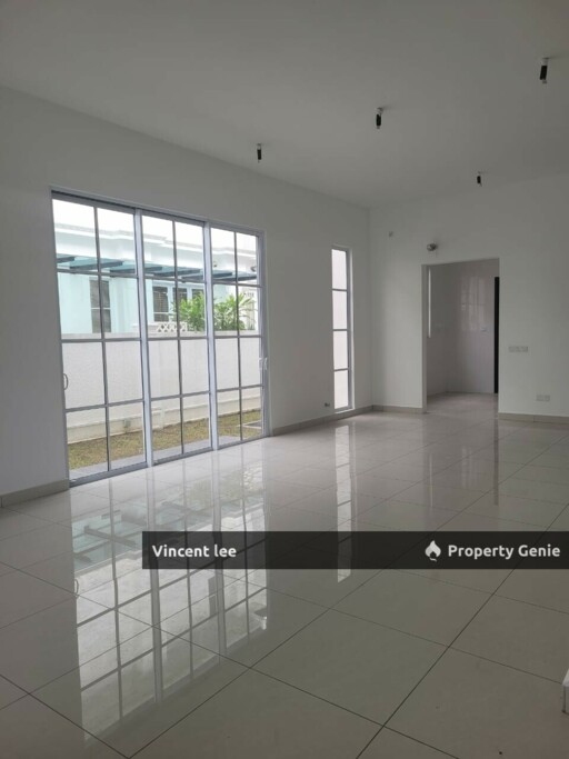 Stoneridge Eco Majestic Semi-D Cluster Brand New Condition, Semenyih