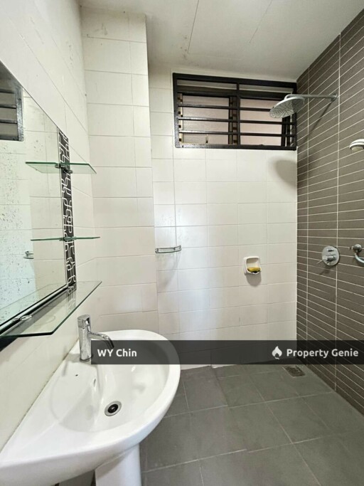 FOR RENT MOUNT AUSTIN STUDIO