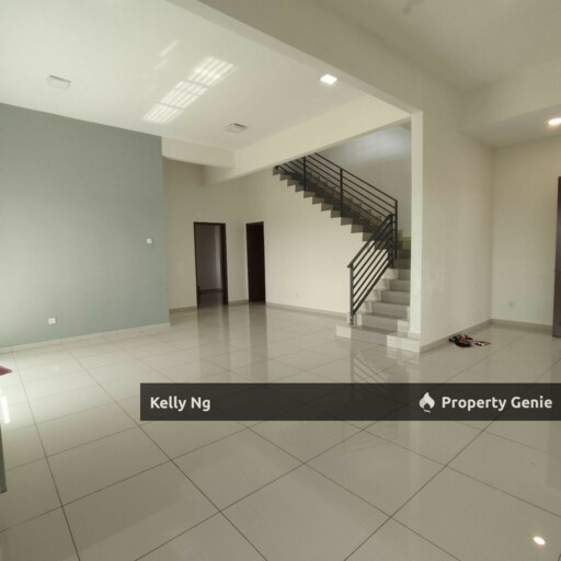 2.5 Sty House At Sentosa DesabayumasKlang For Rent