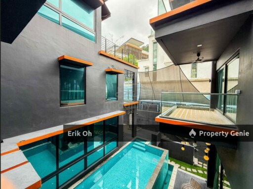 Luxury Bungalow Sering Ukay for Sale 3Storey