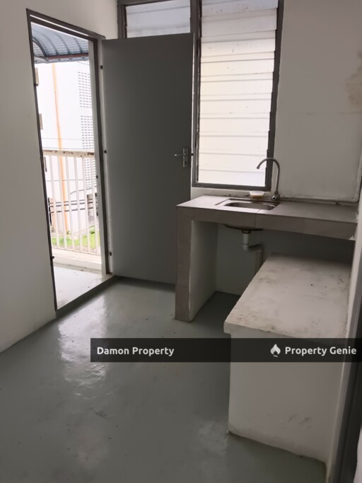 Bercham Timur 7-Eleven Opposite Tingkat 2 Flat Sewa