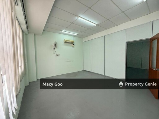 Renovated Office @Taman Malim Jaya
