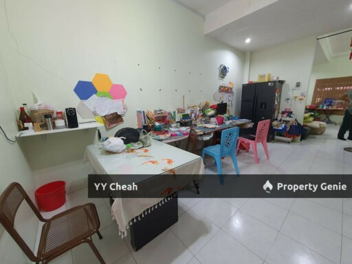 Station 18 Pengkalan Ipoh 2 Storey Nice Terrace For Sale