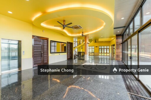 ✨ 3-Storey Luxury Bungalow with Home Lift ✨