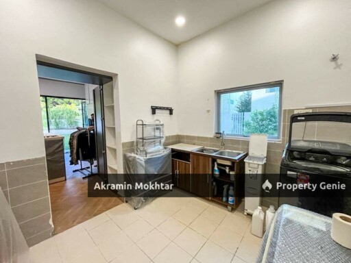 FREEHOLD , FACING OPEN, CORNER LOT & RENOVATED | 2 STOREY SEMI D, CASSIA @ GARDEN RESIDENCE, CYBERJAYA.