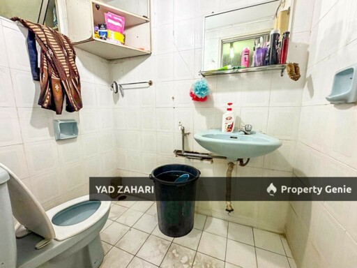 Seksyen 9, Shah Alam | 2-Storey Terrace 4 Bedrooms | RM650K - Facing Open, Spacious Porch & Extended Kitchen