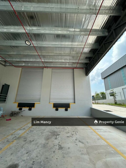 Impian Emas Single Detached Factory with Mezzanine Floor